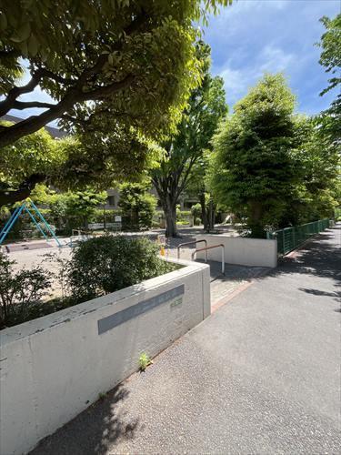 世田谷区立玉川台二丁目公園　50ｍ