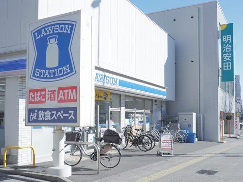 ローソン板橋赤塚新町一丁目店 230m