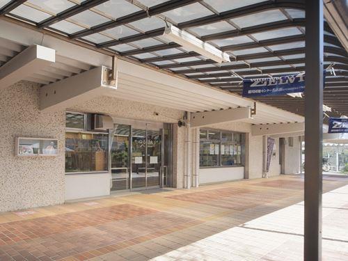 図書コミュニティ施設つるぼん 850m 図書コミュニティ施設つるぼん 850m