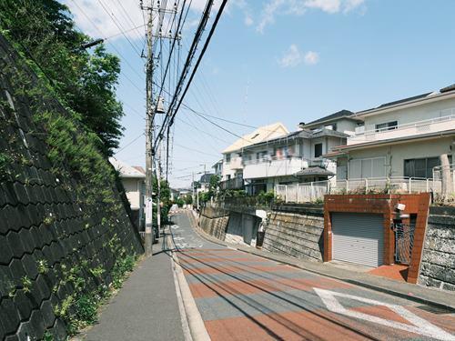 前面道路（撮影 2026.05）