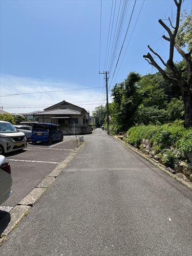 現地北西側道路(2026年5月撮影)