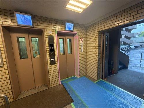 エレベーターホール