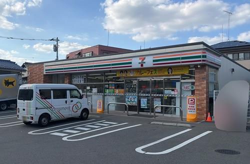 セブンイレブン川崎柿生駅南口店・640ｍ