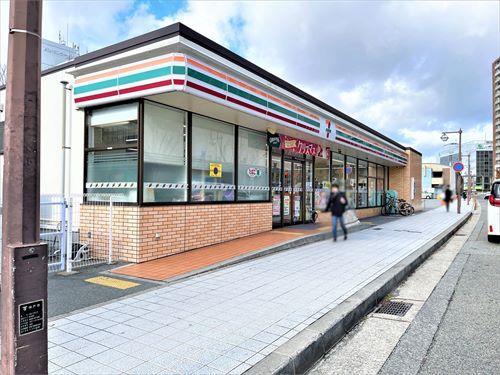 セブンイレブン西神中央駅前店　770ｍ