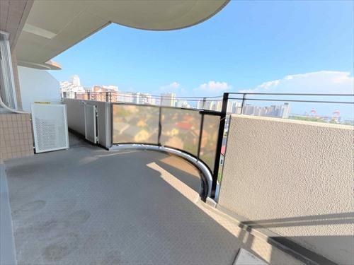 下階バルコニー