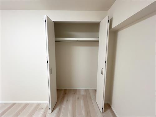 洋室約5.8帖 収納