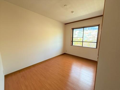 北西側洋室約6.2帖