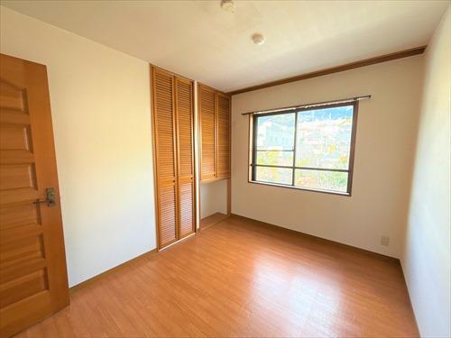 北東側洋室約6.2帖