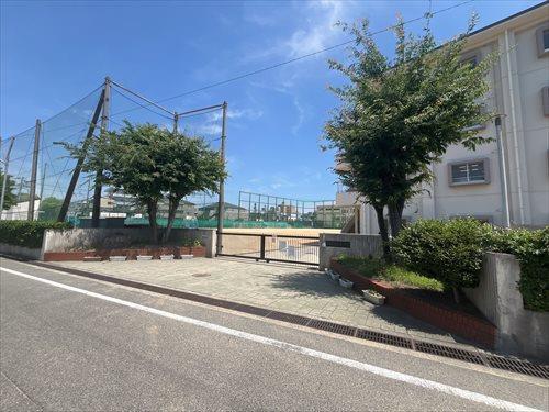本山南中学校（230m）