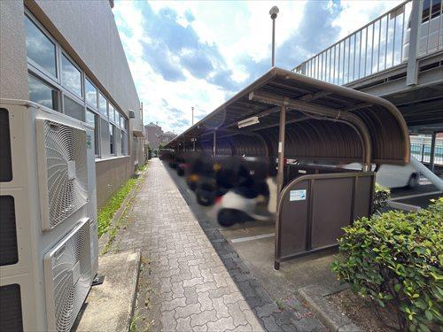 バイク置き場