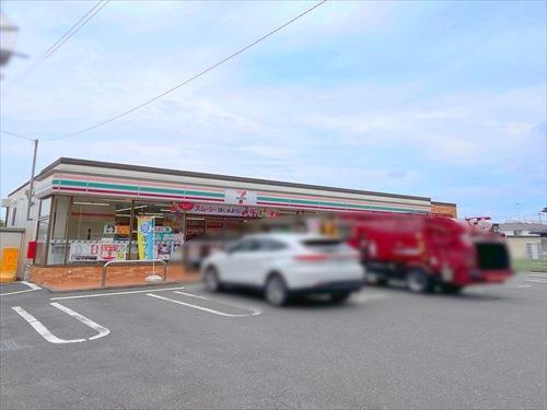 セブンイレブン小金井緑町1丁目店210m