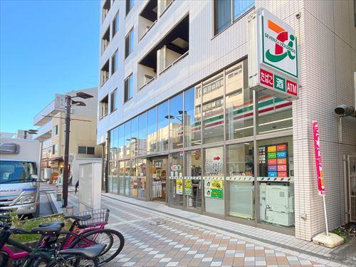 セブンイレブン横浜藤棚商店街まで140m