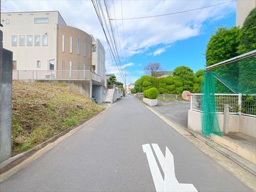 現地含む前面道路(2024年10月)撮影