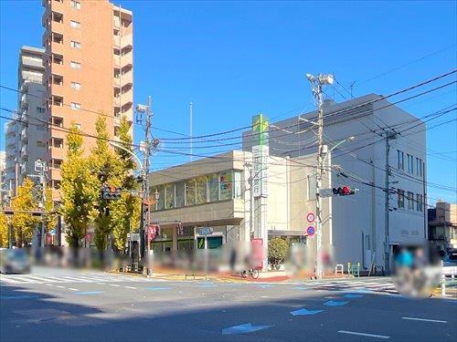 三井住友銀行白山支店まで320m