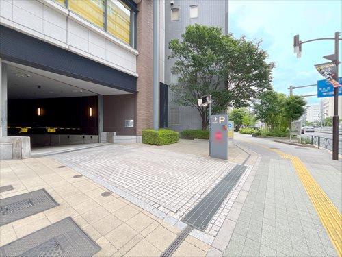 車両出入口(山手通り側)