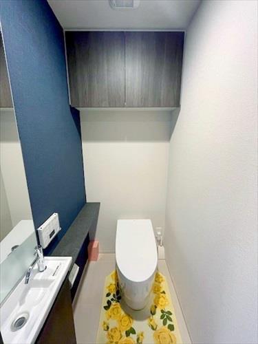 トイレ(ウォシュレット付き)