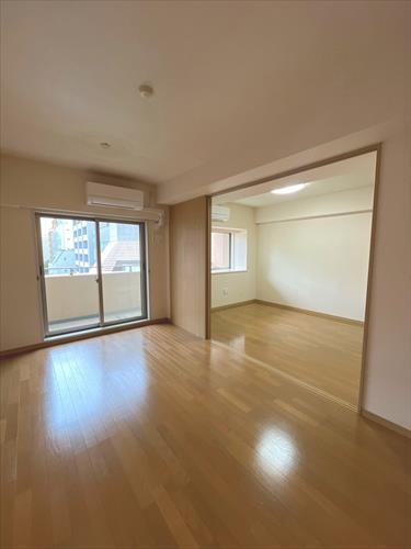 リビングダイニング＋6帖洋室