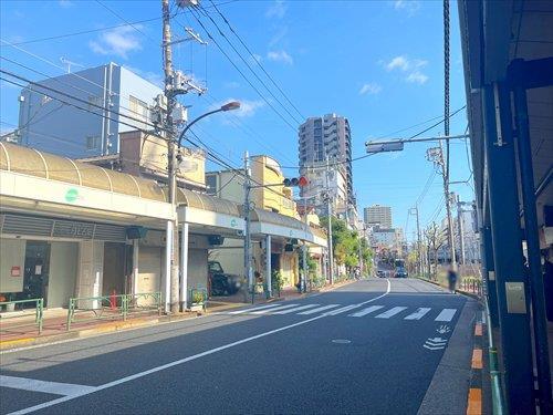 前面道路(2026年10月撮影)