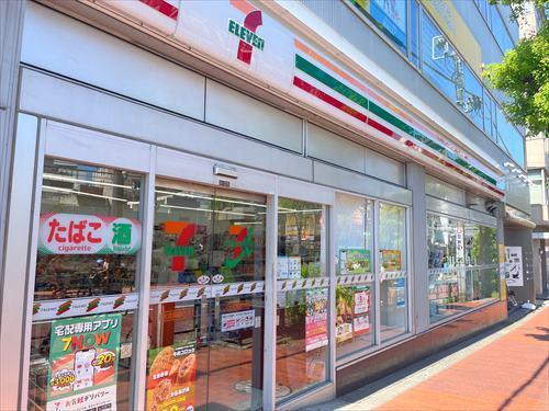 セブンイレブン大森駅西口店まで90m