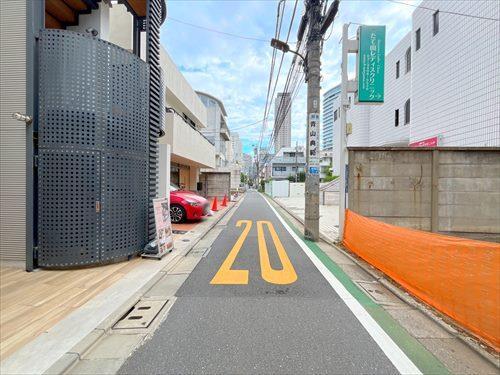 前面道路(2025年9月撮影)