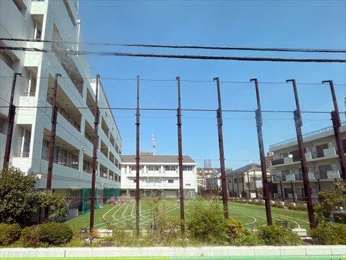 港区立御田小学校まで1240m