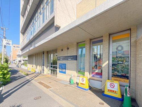 世田谷区立代田図書館まで320m