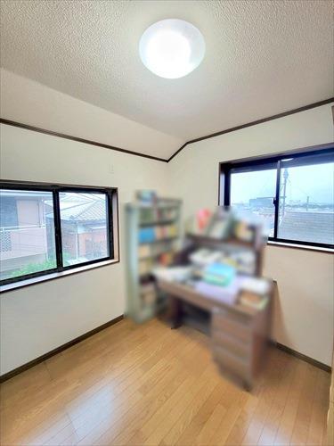 サービスルーム