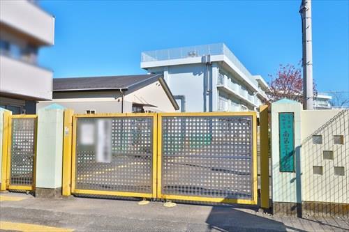町田市立南第三小学校まで510m