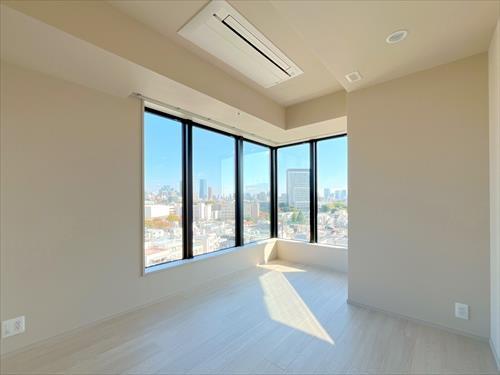 洋室6.7帖(WIC付き)