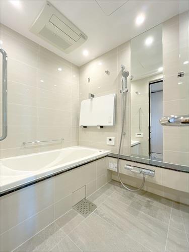 浴室(ミストサウナ・浴室乾燥機付き)