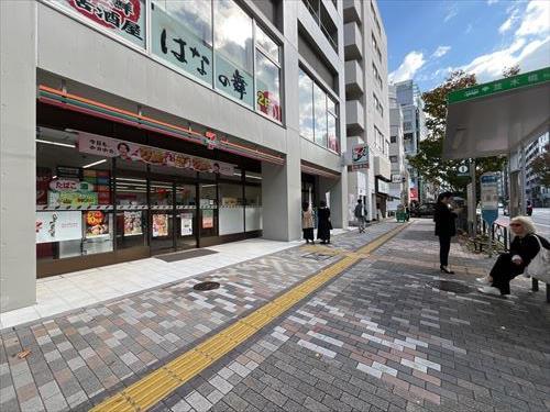 セブンイレブン渋谷3丁目明治通り180m
