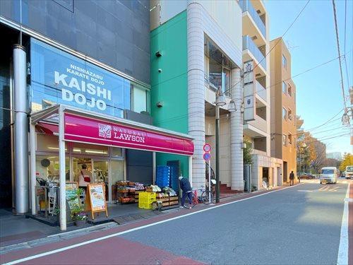 ナチュラルローソン港日赤通りまで270m