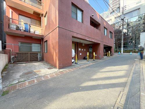 前面道路(2026年1月撮影)