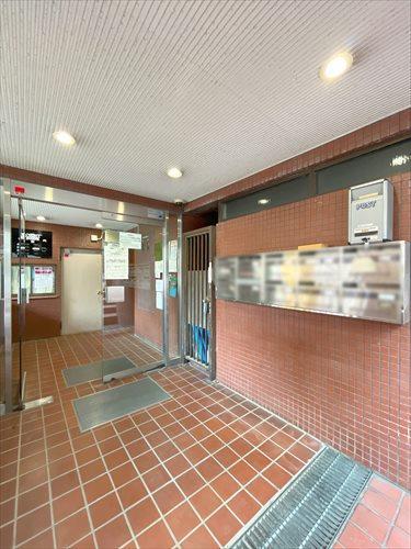 エントランス・ポスト