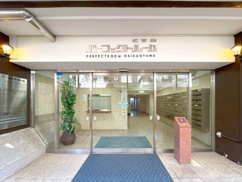 エントランス エントランス