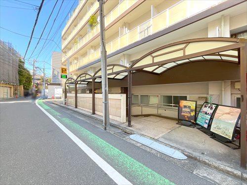 マンション入口 マンション入口