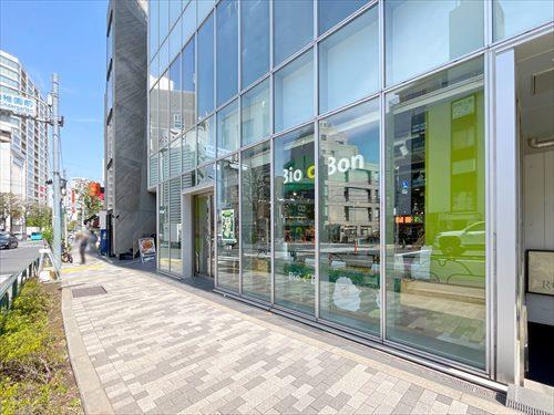 ビオセボン外苑西通り店まで210m