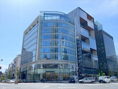 Francfranc青山店まで530m