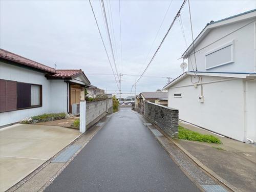 前面道路(2026年3月撮影)