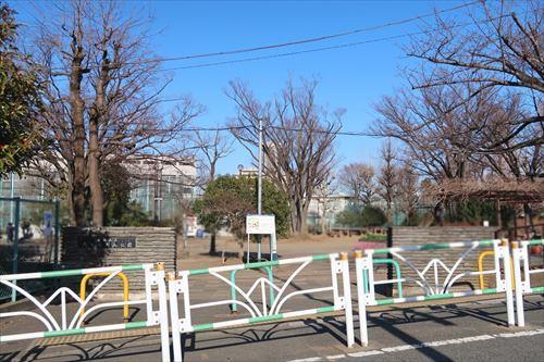 代々木大山公園まで520m