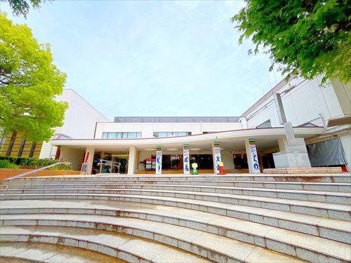 渋谷区スポーツセンター体育館まで420m