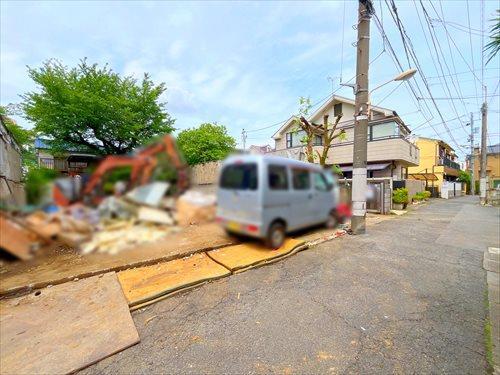 前面道路(2026年4月撮影)