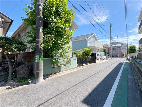 前面道路(2026年4月撮影)