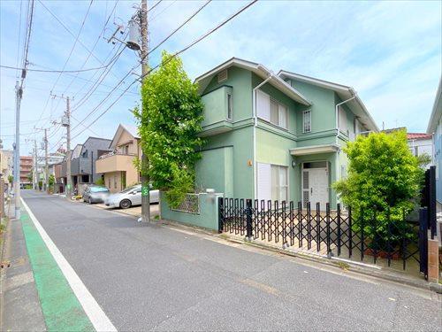 前面道路(2026年4月撮影)