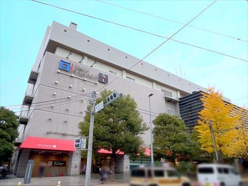 青葉台東急スクエアサウス1本館760m 青葉台東急スクエアサウス1本館760m