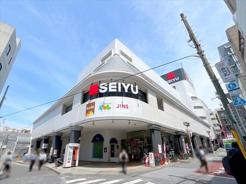 西友三軒茶屋店まで310m