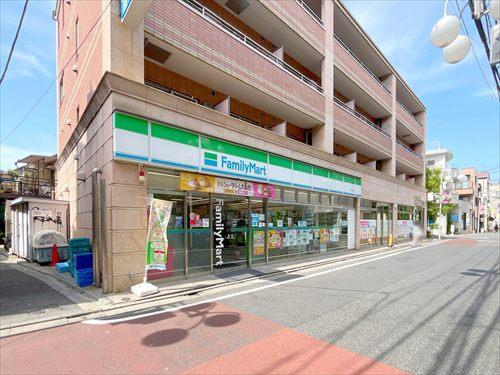 ファミリーマート太子堂店まで150m