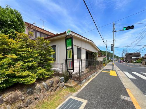 バス停　多摩高校前まで徒歩3分
