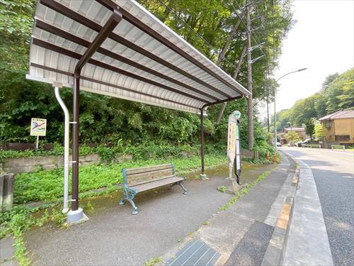 東青梅駅行きバス停多摩団地前まで徒歩6分