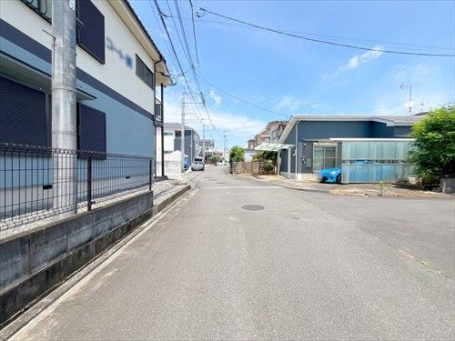 前面道路(2026年7月撮影)